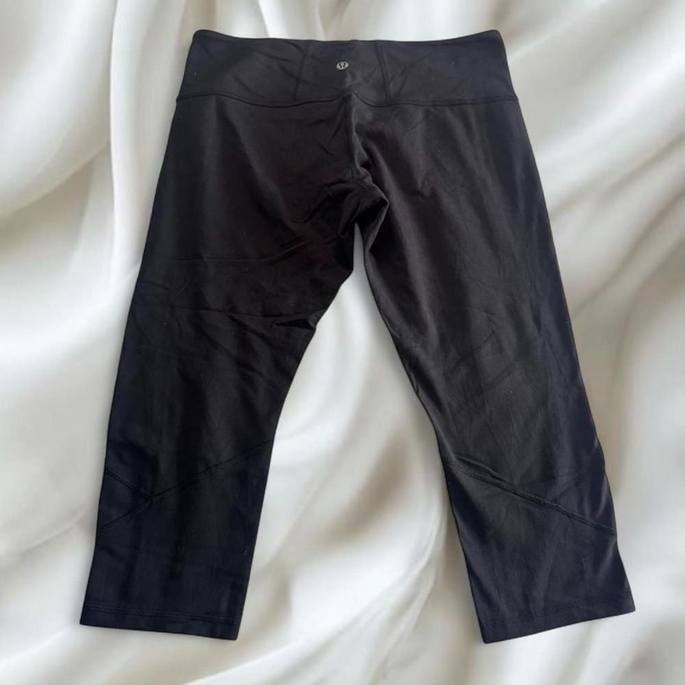 Y2K vintage black Lululemon capri leggings athletic running